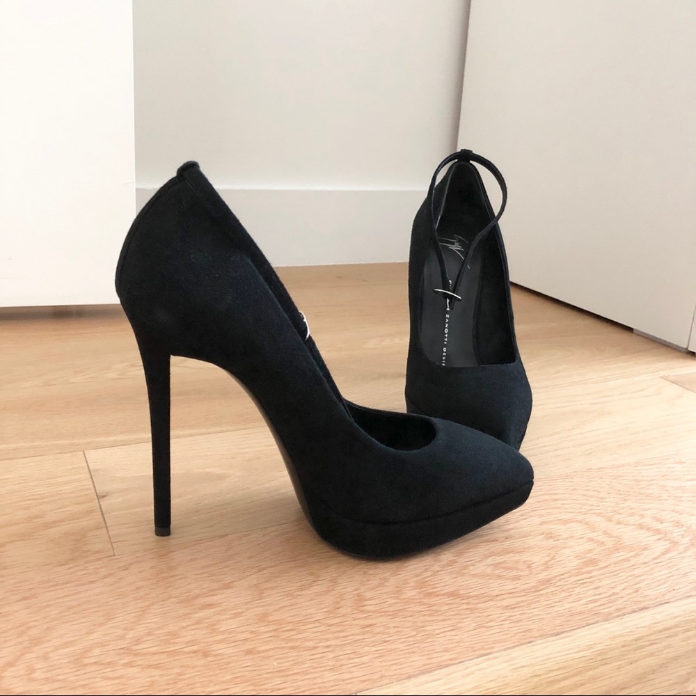Giuseppe Zanotti Black Suede Platform Pumps